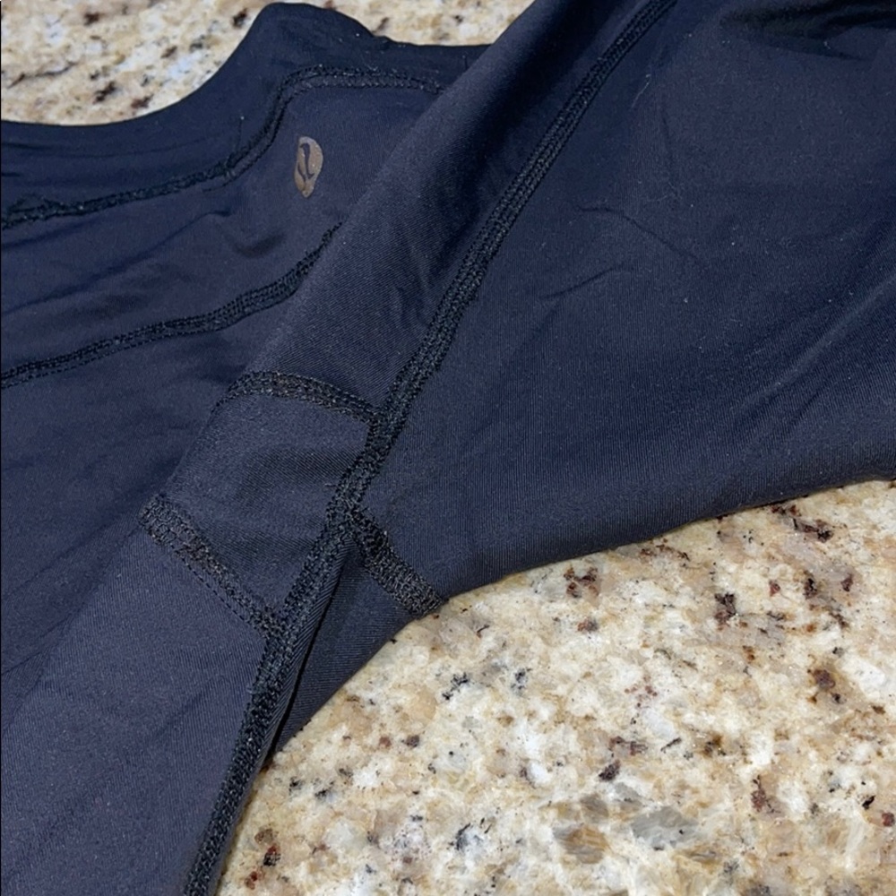 Lululemon Crop - Picture 4 of 7
